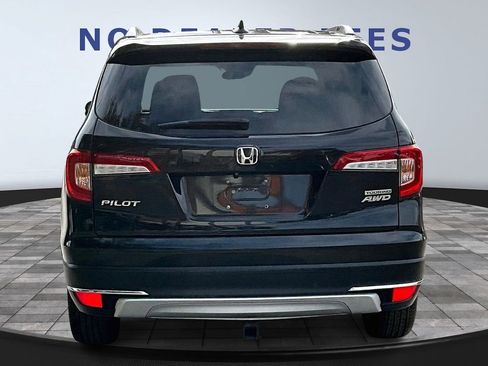 Used 2020 Honda Pilot Touring image 5