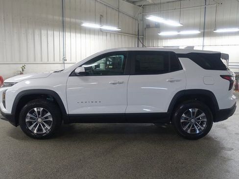 New 2026 Chevrolet Equinox LT w/ Convenience Package II image 4