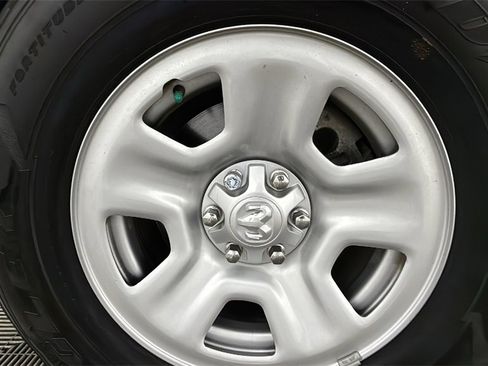 Used 2023 RAM 1500 Tradesman image 34