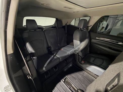 Used 2019 Buick Enclave Premium FWD image 17