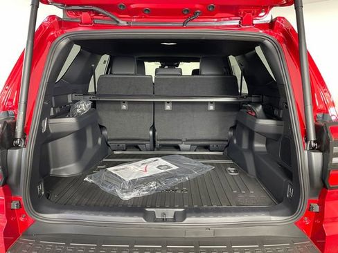 New 2026 Toyota 4Runner TRD Off-Road Premium AWD/4WD image 10
