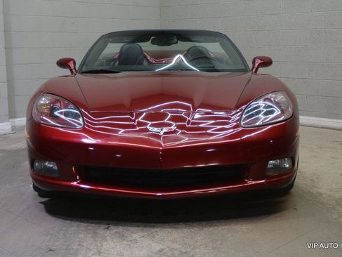 Used 2006 Chevrolet Corvette Convertible w/ Preferred Equipment Group image 11