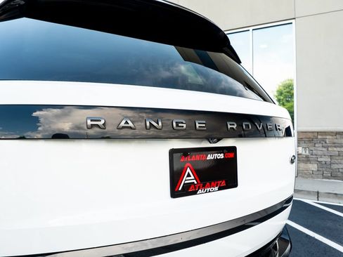 Used 2022 Land Rover Range Rover SE AWD/4WD image 15
