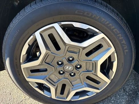 Certified 2023 Hyundai Santa Fe Limited image 9