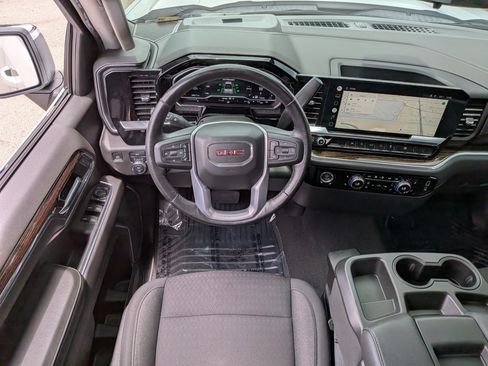 Used 2022 GMC Sierra 1500 SLE AWD/4WD image 17