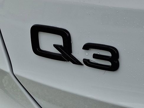 Used 2025 Audi Q3 2.0T Premium Plus w/ Premium Plus Package image 33