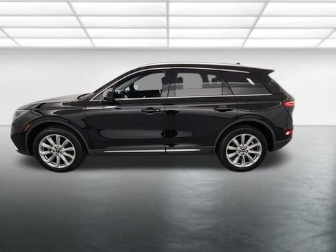 Used 2022 Lincoln Corsair AWD w/ Premium Package image 4