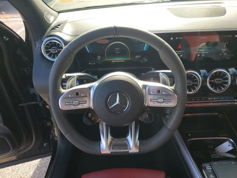 Used 2022 Mercedes-Benz GLA 45 AMG 4MATIC w/ Parking Assistance Package image 18