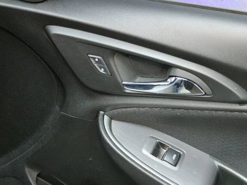Used 2023 Chevrolet Malibu LT w/ Sport Edition FWD image 9