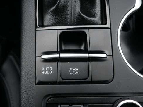 Used 2024 Kia K5 GT-Line image 32