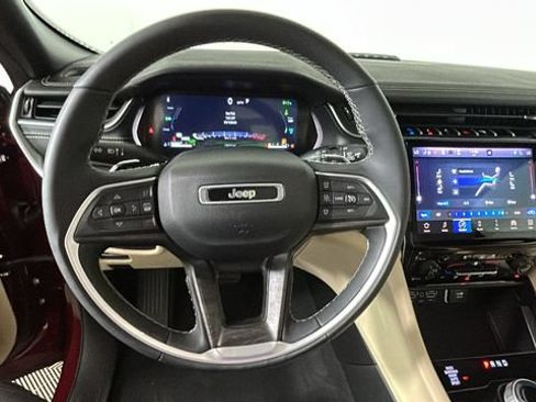Used 2024 Jeep Grand Cherokee Limited 4xe w/ Luxury Tech Group II AWD/4WD image 15