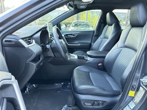 Used 2022 Toyota RAV4 XSE image 13