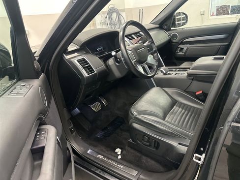 Used 2022 Land Rover Discovery HSE R-Dynamic image 12