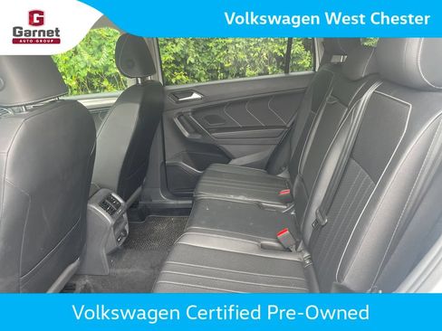 Used 2022 Volkswagen Tiguan SE R-Line AWD/4WD image 16