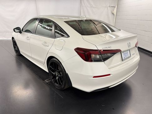 Certified 2025 Honda Civic FWD Hybrid Sedan image 3