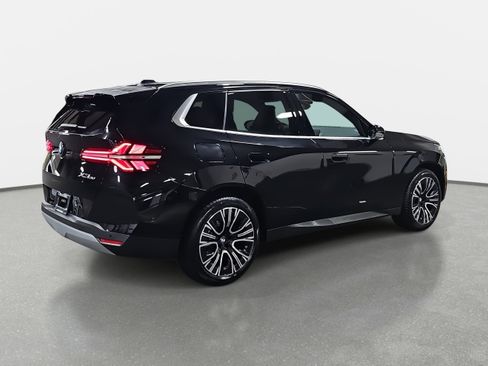 New 2026 BMW X3 xDrive30 w/ Premium Package image 5