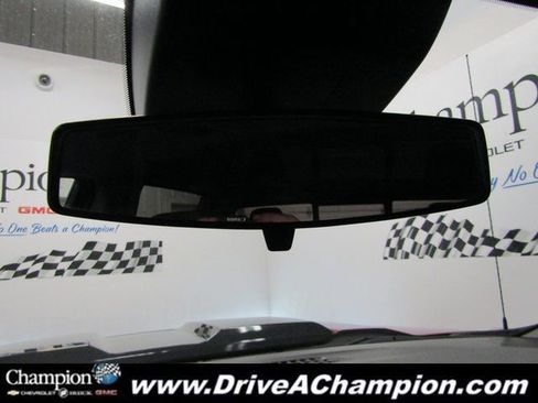 Used 2022 Chevrolet Silverado 1500 LT Trail Boss w/ LT Trail Boss Premium Package image 43