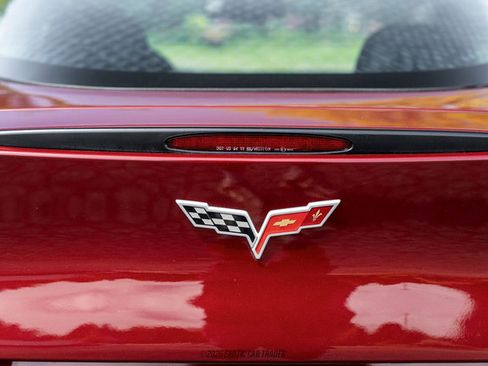 Used 2007 Chevrolet Corvette Coupe w/ Preferred Equipment Group RWD image 95