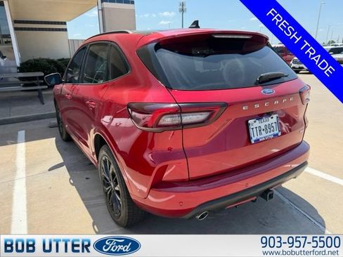 Used 2023 Ford Escape ST-Line Elite w/ Premium Technology Package AWD/4WD image 4
