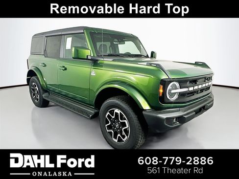 New 2025 Ford Bronco Outer Banks image 1