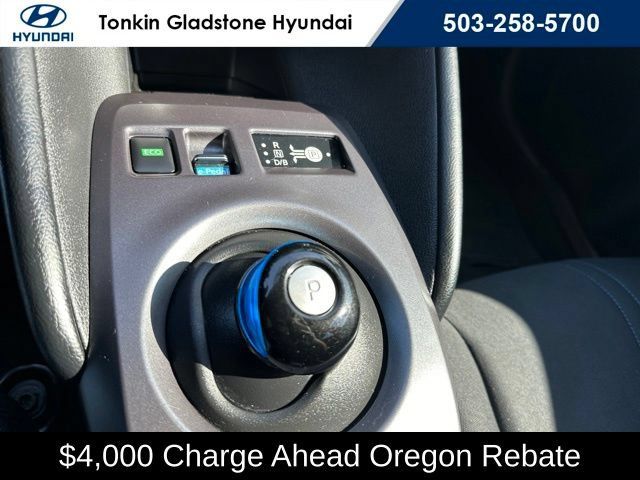 Used 2025 Nissan Leaf S FWD image 33