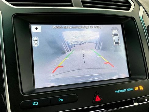 Used 2018 Ford Explorer Limited image 28