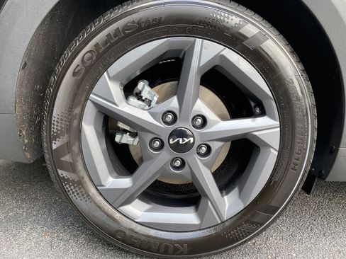 Used 2025 Kia K4 FWD image 37