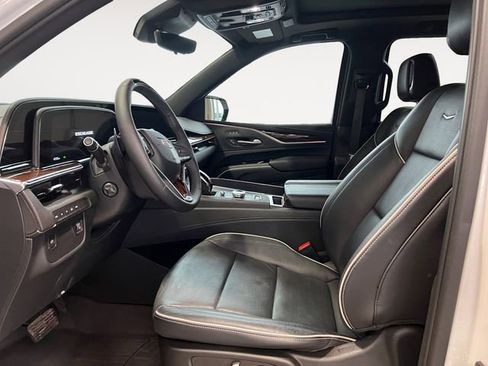 Certified 2023 Cadillac Escalade ESV Premium Luxury image 7