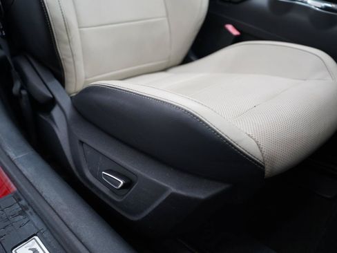 Used 2017 Ford Mustang Premium RWD image 33