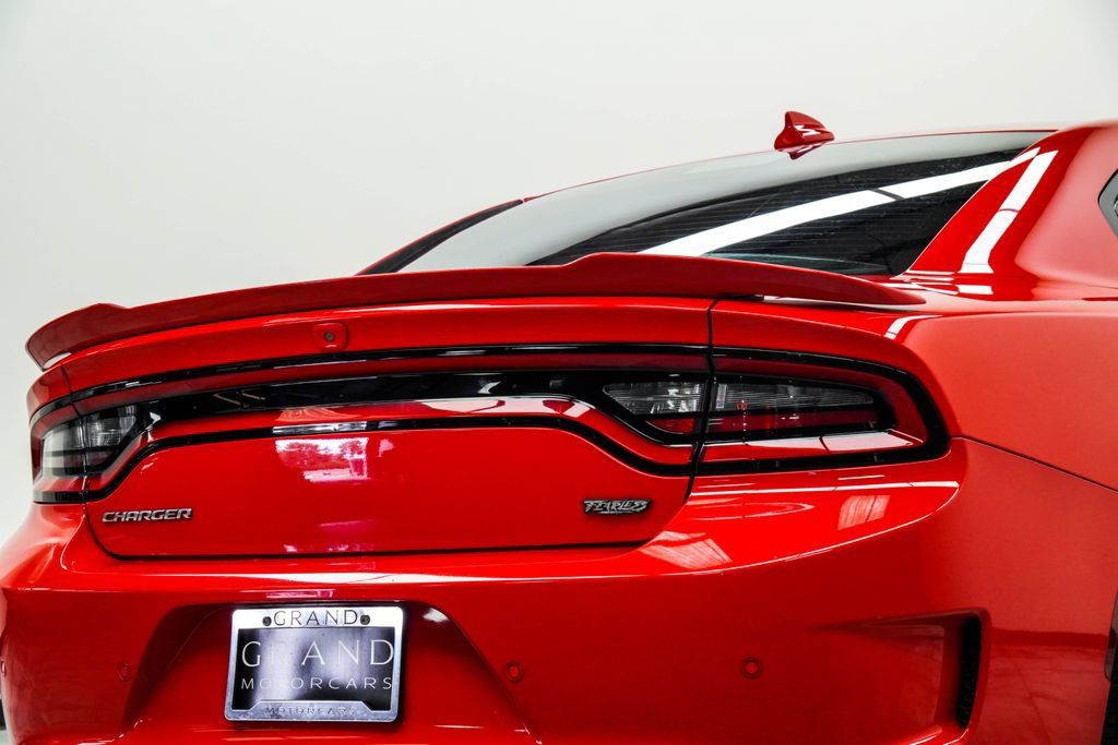 Used 2020 Dodge Charger GT RWD image 14