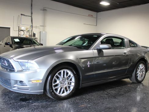 Used 2014 Ford Mustang Premium w/ Equipment Group 202A RWD image 8