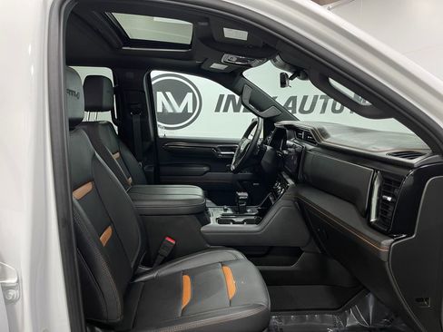 Used 2023 GMC Sierra 1500 AT4 w/ Technology Package image 32