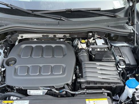 New 2026 Volkswagen Tiguan SE R-Line FWD image 30
