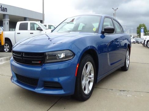 Certified 2023 Dodge Charger SXT image 2