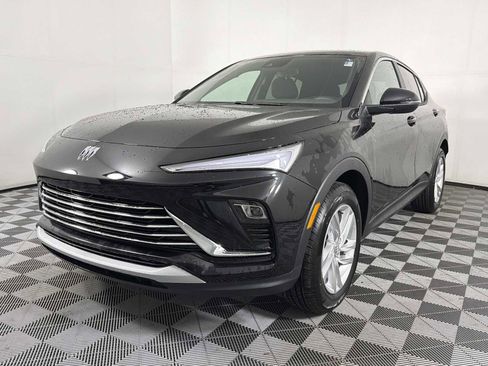 New 2026 Buick Envista Preferred image 3