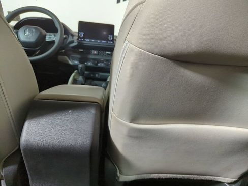 Certified 2024 Honda Accord EX image 31