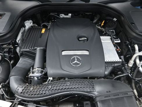 Used 2018 Mercedes-Benz GLC 300 GLC 300 image 30