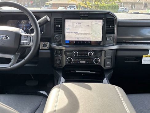 New 2025 Ford F250 Lariat w/ Lariat Ultimate Package image 24