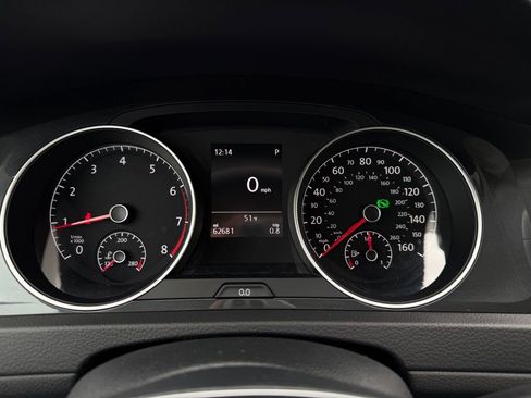 Used 2019 Volkswagen Golf Alltrack S image 19