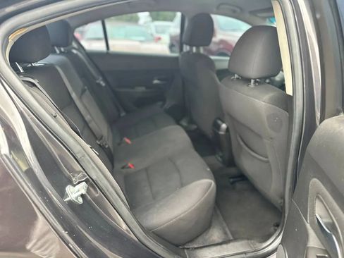Used 2016 Chevrolet Cruze LT w/ Technology Package image 30