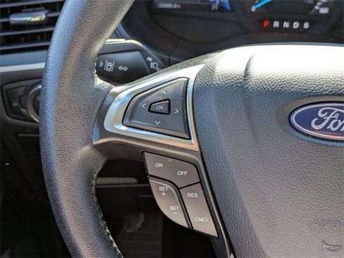 Used 2024 Ford Edge SEL image 17