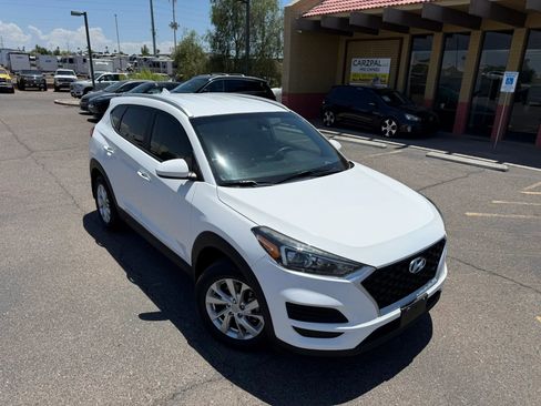 Used 2020 Hyundai Tucson Value FWD image 2