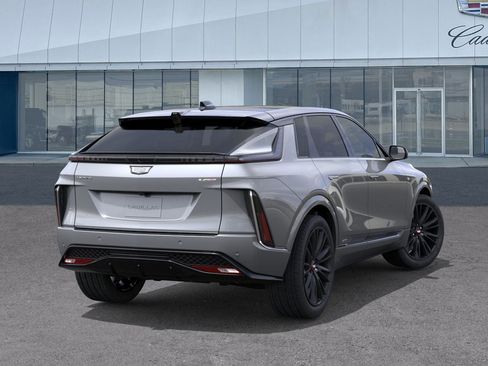 New 2026 Cadillac Lyriq V image 4