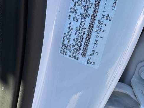 Used 2022 Ford F350 Lariat w/ Lariat Ultimate Package image 28