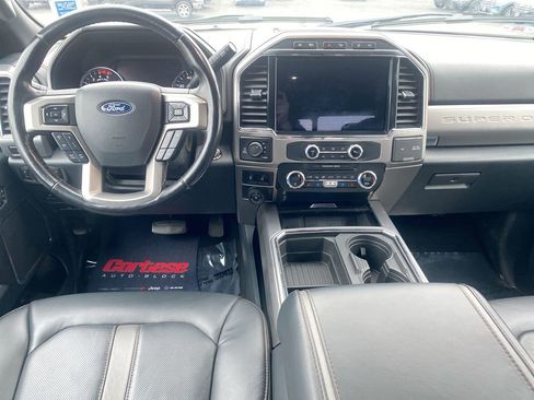 Used 2022 Ford F350 Platinum w/ FX4 Off-Road Package AWD/4WD image 15