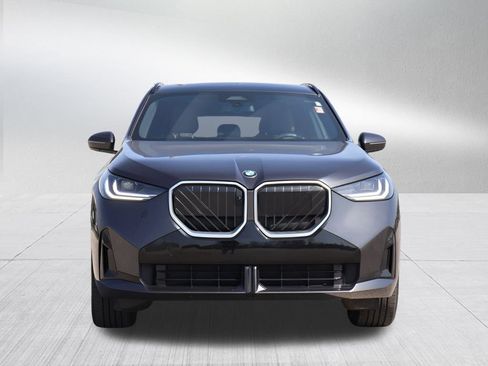 Used 2025 BMW X3 xDrive30i AWD/4WD image 2
