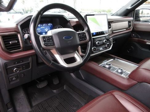 Certified 2022 Ford Expedition Limited image 13