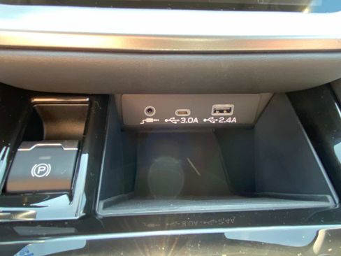 New 2025 Subaru Outback Premium image 12