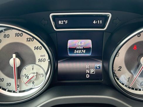 Used 2017 Mercedes-Benz GLA 250 4MATIC w/ Premium Package image 15