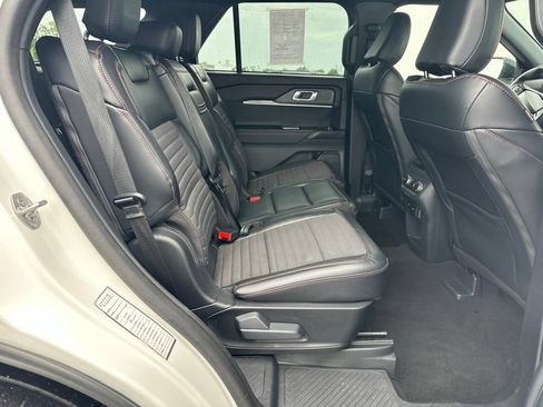 Certified 2025 Ford Explorer ST-Line w/ ST-Line Street Pack AWD/4WD image 26